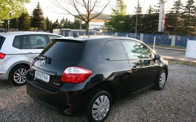 Toyota Auris cena 22000 przebieg: 112000, rok produkcji 2010 z Frombork małe 191